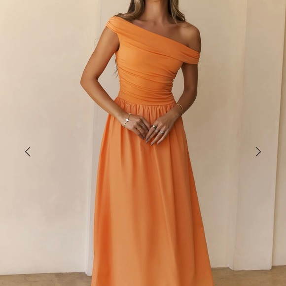Hello Molly Orange Ruched Off the Shoulder Maxi Dress - Picture 4 of 10
